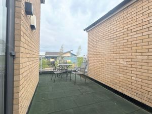 Photo 9- click for photo gallery